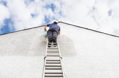 Peinture extérieure à Lugasson — façades et ravalement